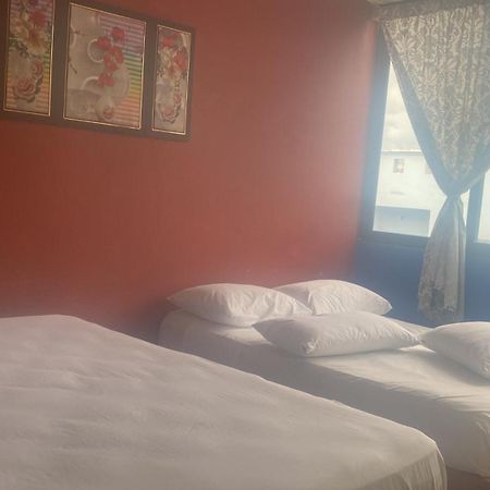 פוארטו אסקונדידו Hostel Cafe El Pescador מראה חיצוני תמונה